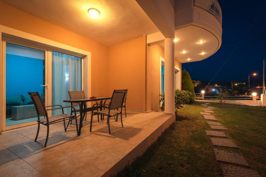 فيلا El Mare Seaside Retreats - Bespoke Luxury Getaways يميناريا المظهر الخارجي الصورة